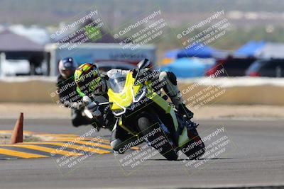 media/Oct-09-2022-SoCal Trackdays (Sun) [[95640aeeb6]]/Turn 2 (1110am)/